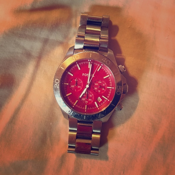 Mens Red Faced Fossil Watch 